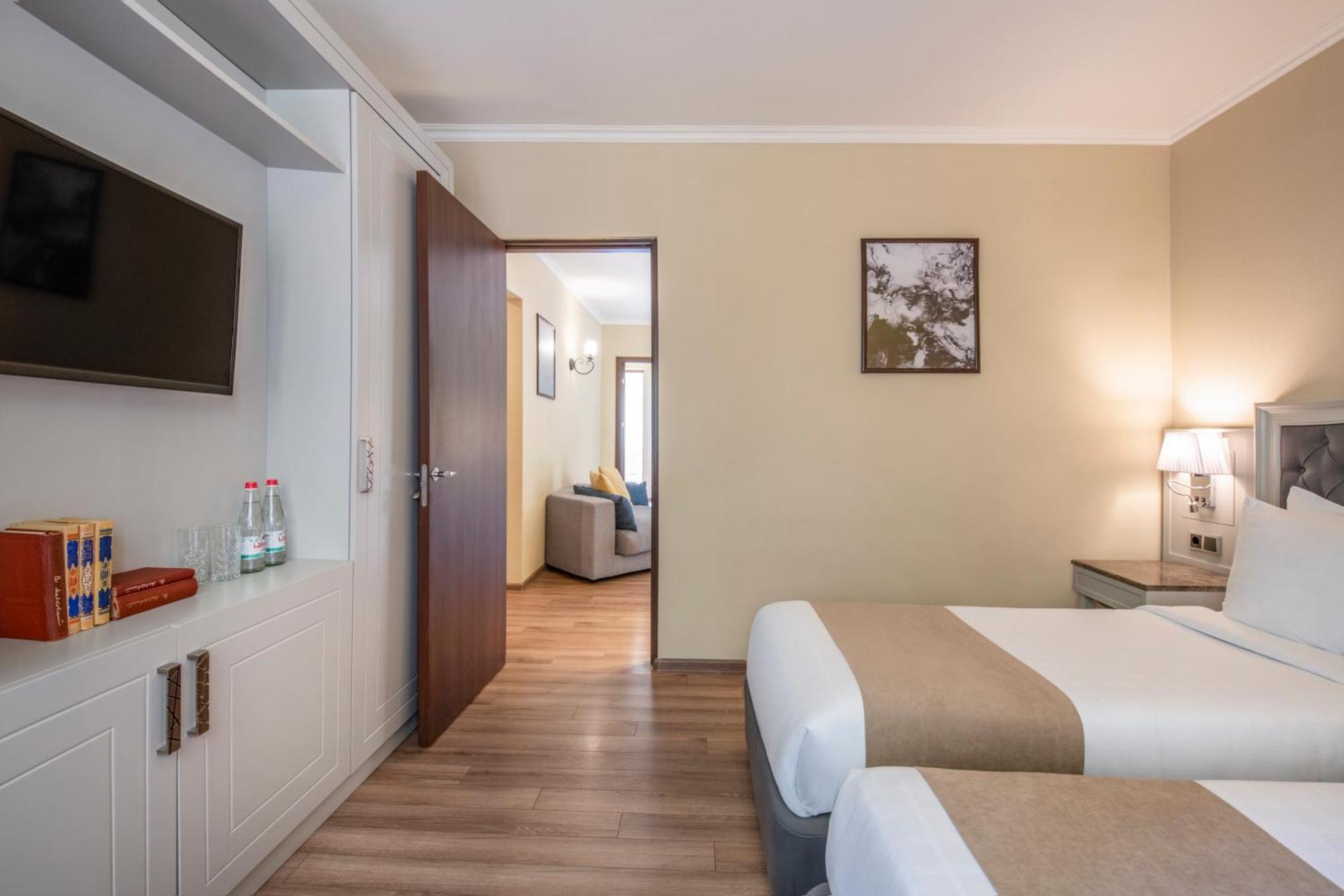 Sairme Hotels & Resorts Ruang foto